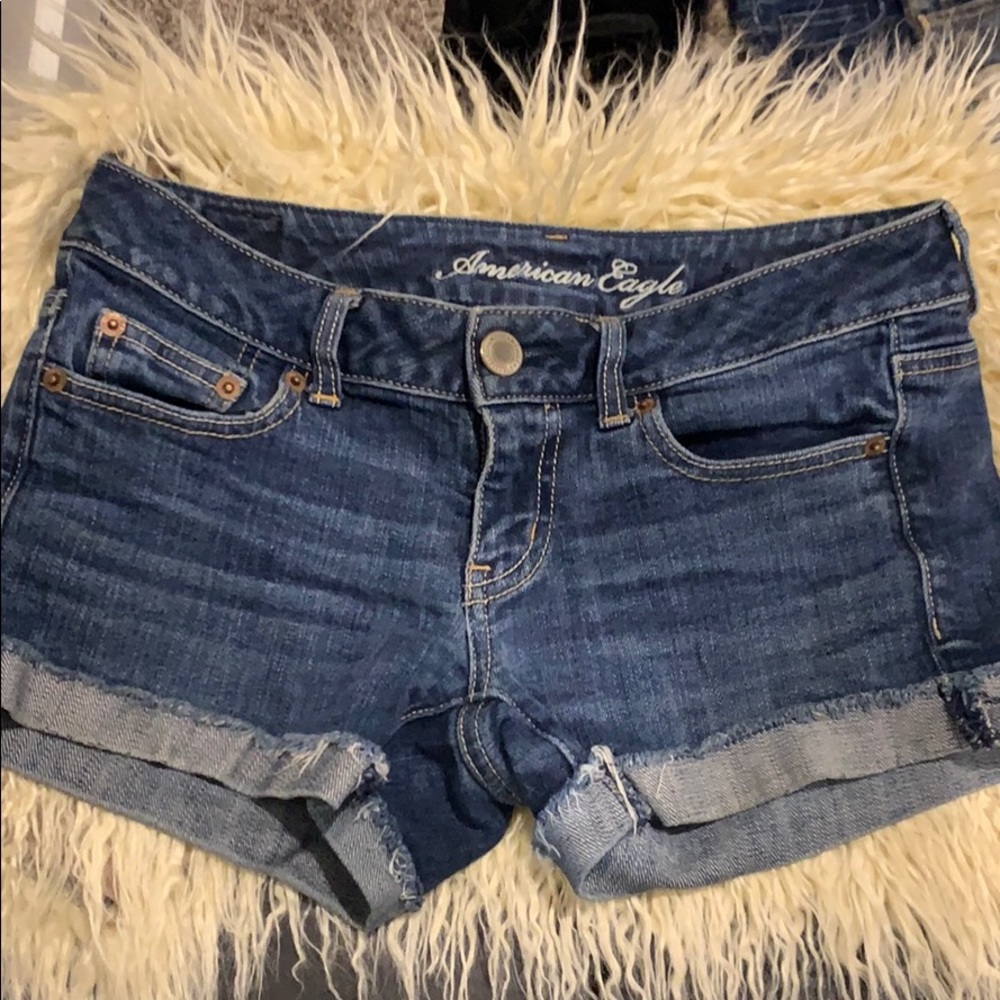 🎉dark blue AE denim shorts🎉